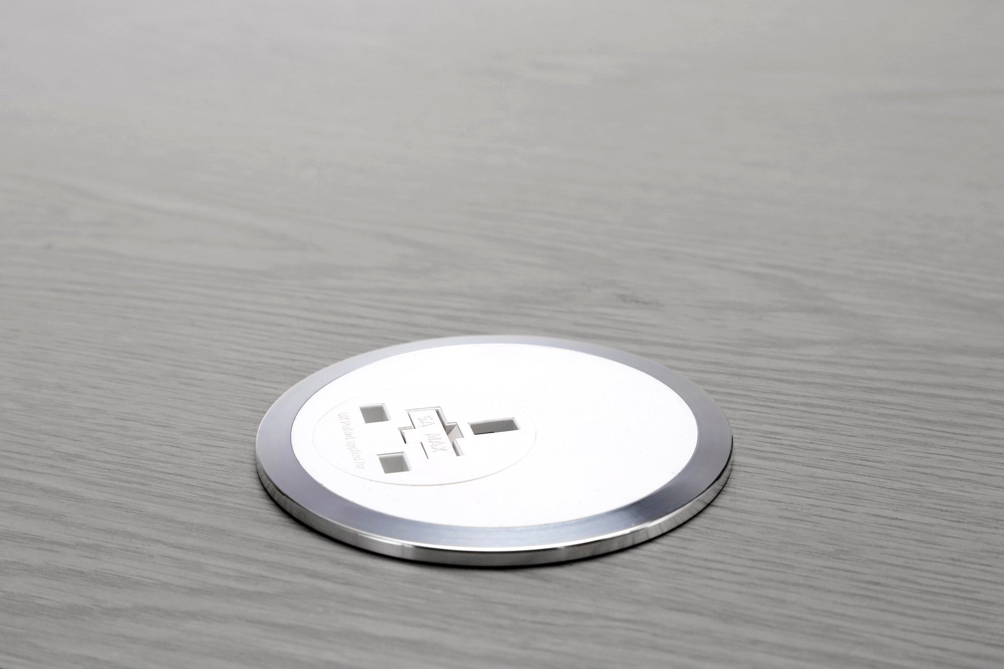 Impulse Port-EL 1 x UK Socket
